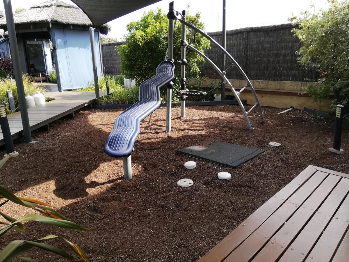 Dunsborough Apartments & Suites Bagian luar foto