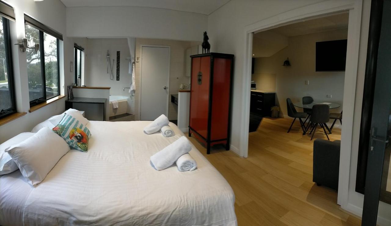 Dunsborough Apartments & Suites Bagian luar foto