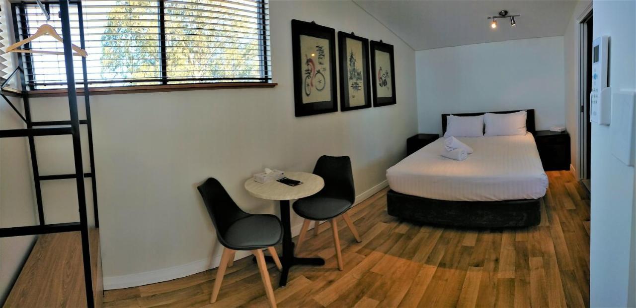 Dunsborough Apartments & Suites Bagian luar foto