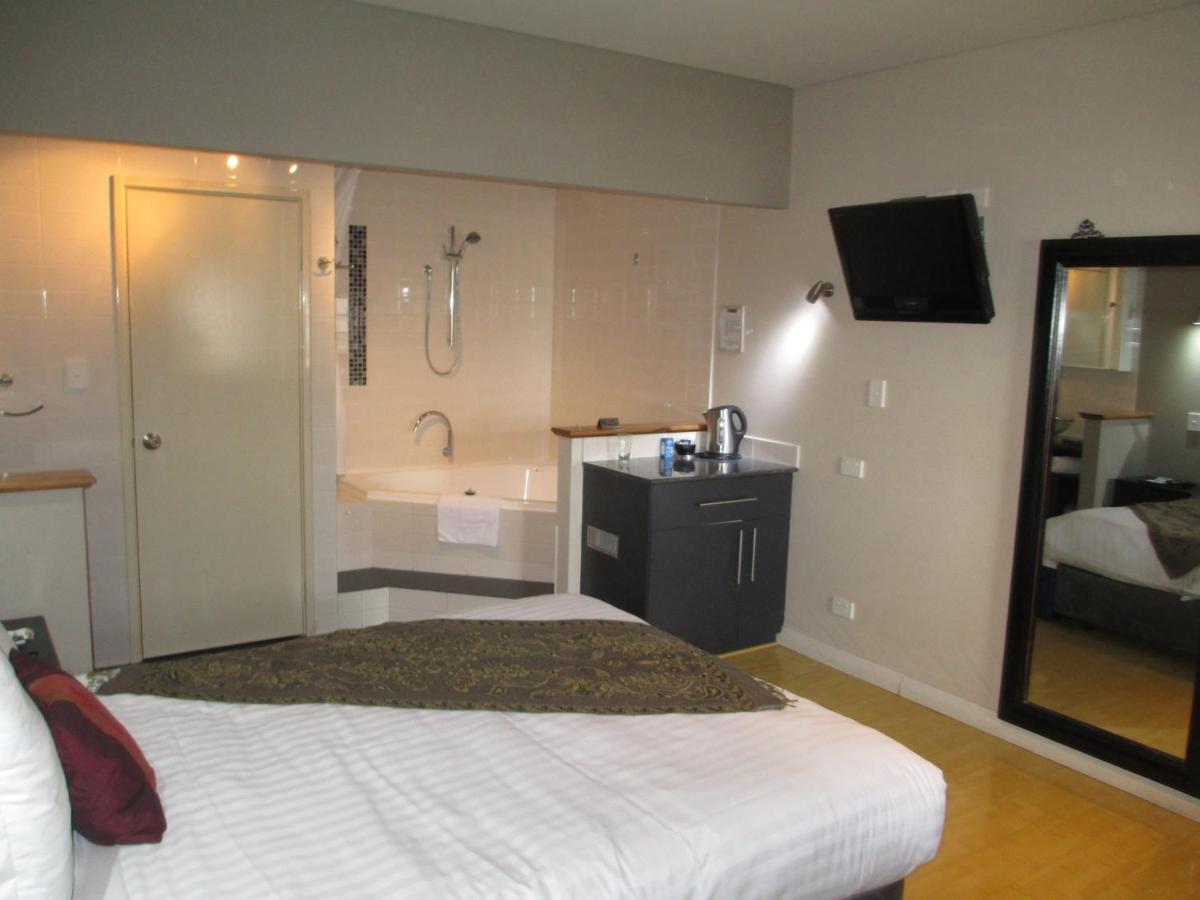 Dunsborough Apartments & Suites Bagian luar foto